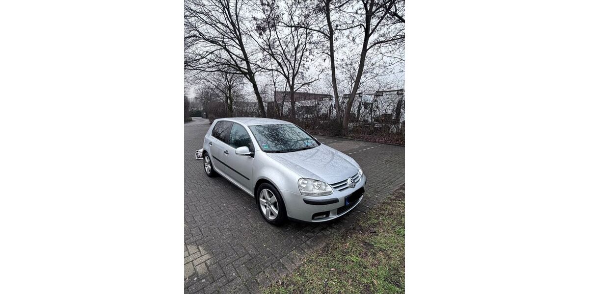 VW Golf 120.100 km 4.500 &euro; Dortmund 44289