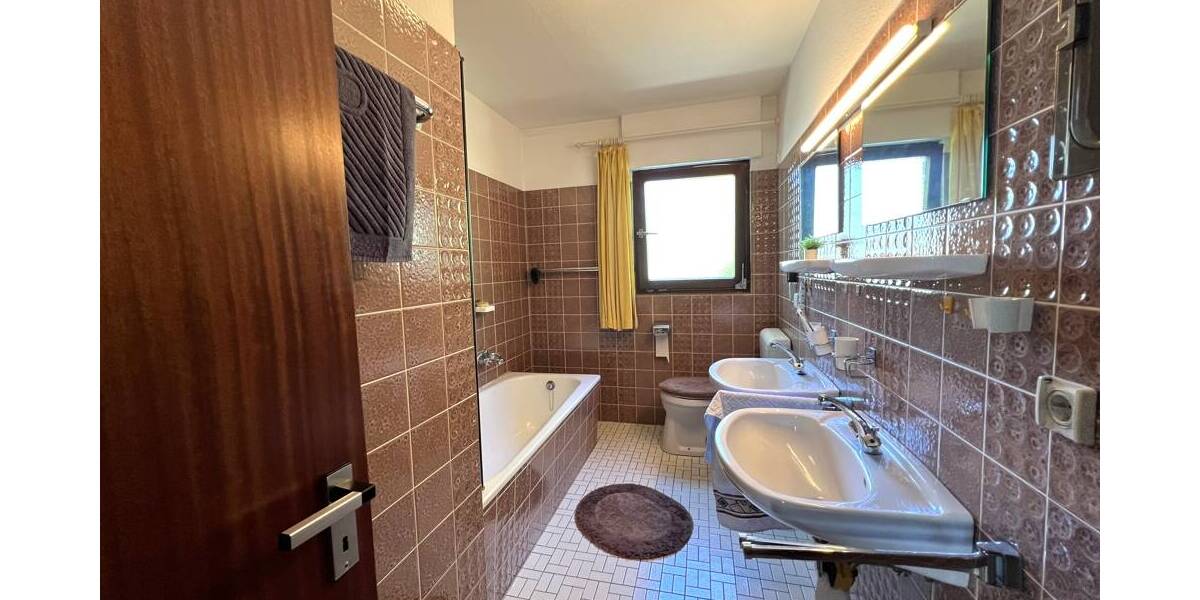 Einfamilienhaus Bochum Stiepel - 7 Zimmer, 163 m&sup2;, 750.000&euro; | Angebot:26712449