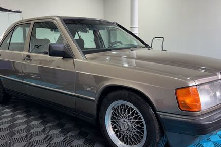 Mercedes-Benz 190 242.500 km 8.500 &euro; Dortmund 44319