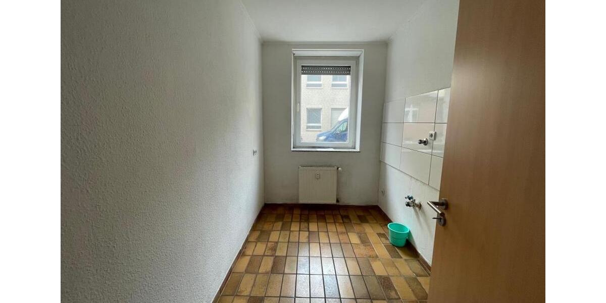 Erdgeschoßwohnung Gelsenkirchen Ückendorf - 1 Zimmer, 30 m&sup2;, 270&euro; | Angebot:25861520