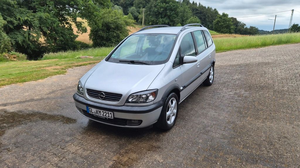 Opel Zafira 81.417 km 3.900 &euro; Hattingen 45529