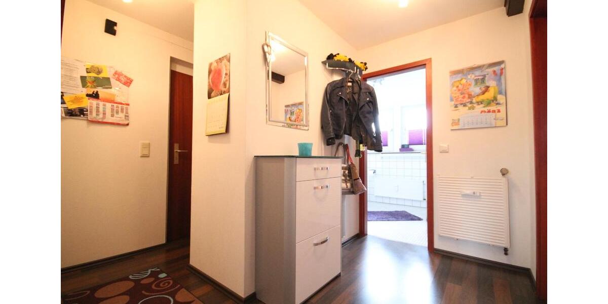 Dachgeschoßwohnung Bochum Altenbochum - 2.5 Zimmer, 60 m&sup2;, 605&euro; | Angebot:25933009