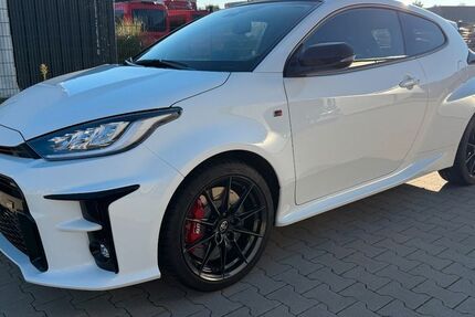 Toyota Yaris 10.090 km 37.500 &euro; Olfen 59399