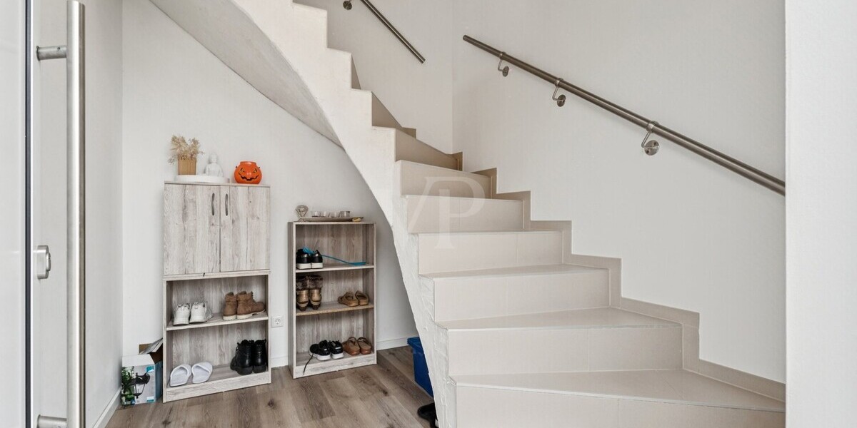 Attraktives Zweifamilienhaus in Olfen–modern, nachhaltig und mit KfW 40+ Standard 8 zimmer