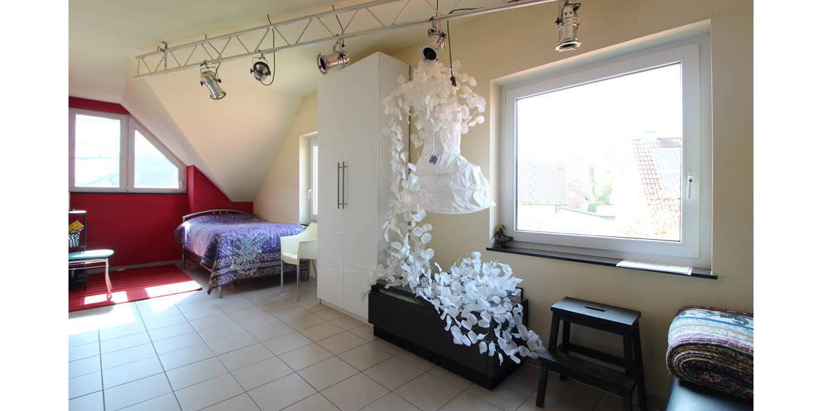 Familienleben genießen im großzügigen Einfamilienhaus mit Gartenfreiraum! 3 zimmer