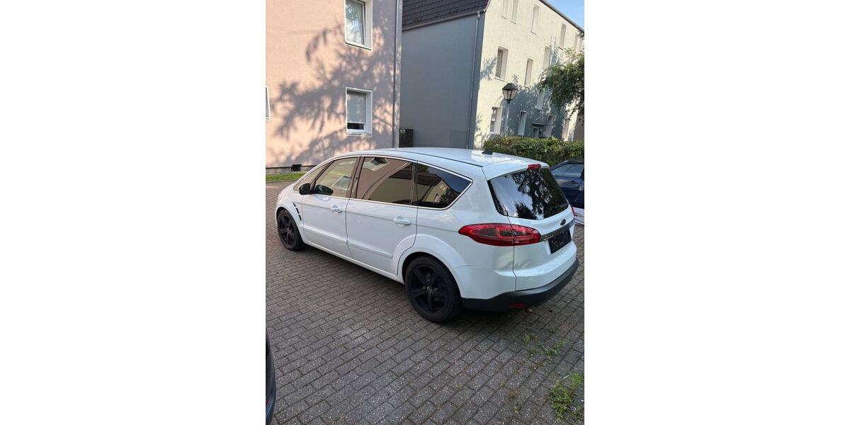 Ford S-Max 241.000 km 4.999 &euro; Dortmund 44388