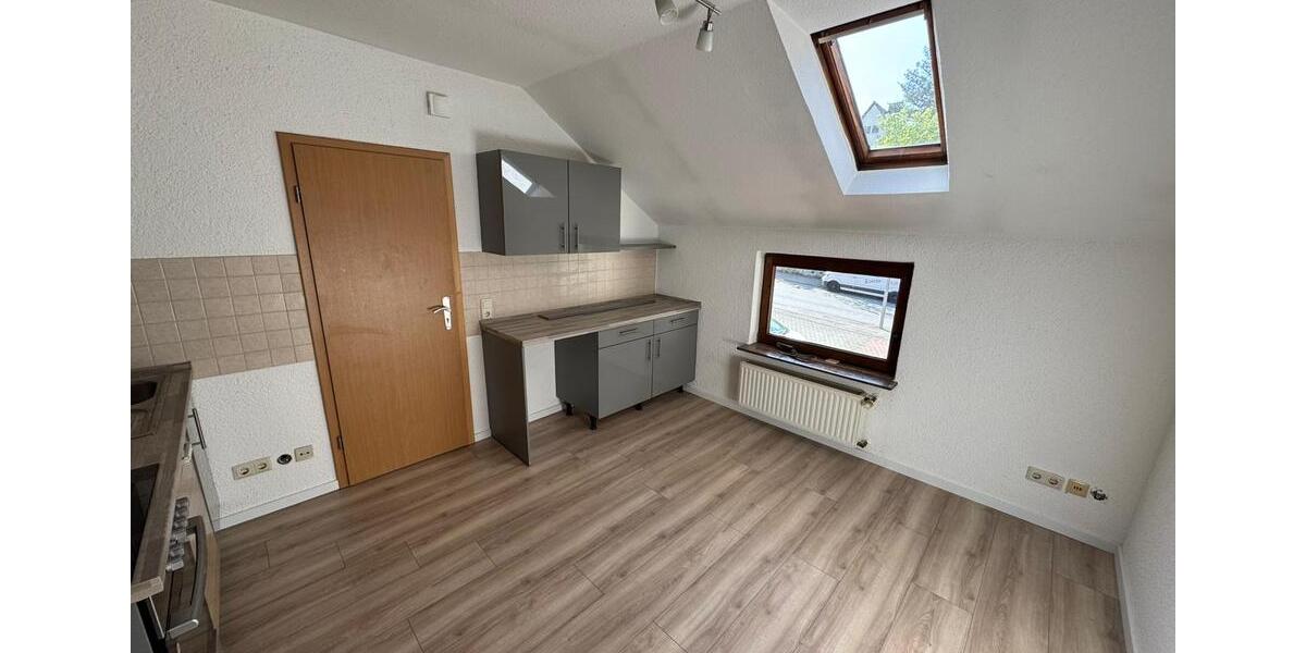 Dachgeschoßwohnung Iserlohn - 3 Zimmer, 56 m&sup2;, 450&euro; | Angebot:26347741