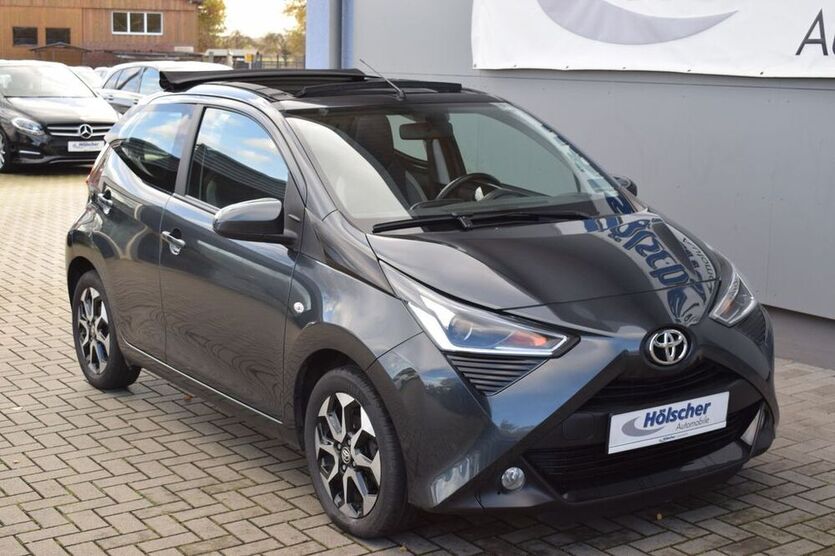 Aygo (X)