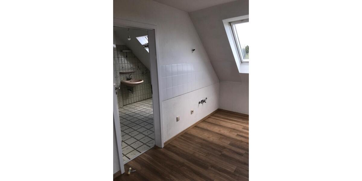 Dachgeschoßwohnung Dortmund Hörde - 1.5 Zimmer, 43 m&sup2;, 125.000&euro; | Angebot:26380328