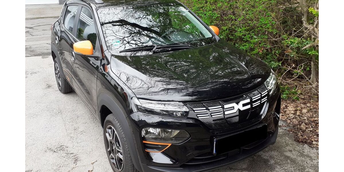 Dacia Spring 13.800 km 11.900 &euro; Hagen 58097