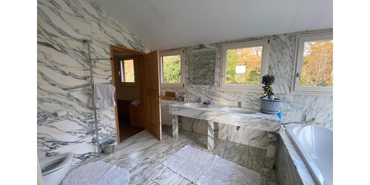 Einzigartiges Haus mit unvergleichbarem Blick zur Zwischenmiete 5 zimmer