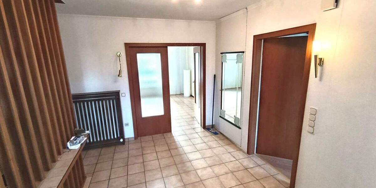 Einfamilienhaus Sprockhövel Haßlinghausen - 7 Zimmer, 196 m&sup2;, 578.000&euro; | Angebot:25674845