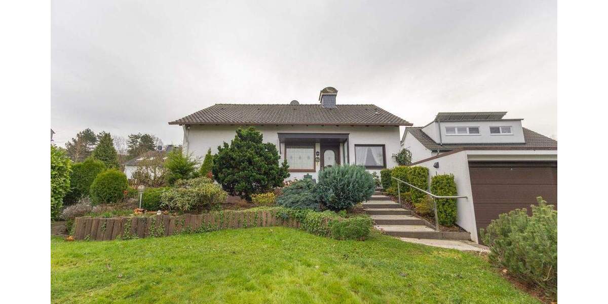 Menden Lahrfeld – Freistehendes EFH mit Wintergarten und Garage (Erbbaurecht !) 5 zimmer