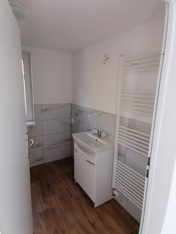 3-Zimmer Dachgeschosswohnung mit Klimaanlage zimmer