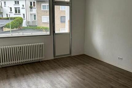 3 Zimmer Wohnung mit Balkon iin Elsey zimmer