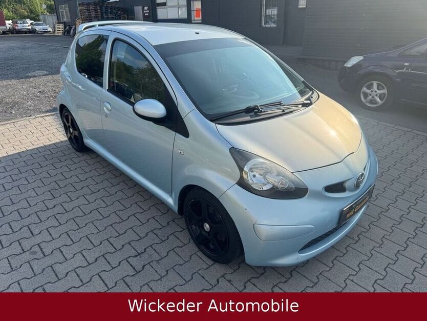 Aygo (X)