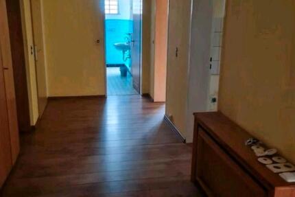 3,5-Zimmer-Wohnung mit Balkon in ruhiger Lage 3 zimmer