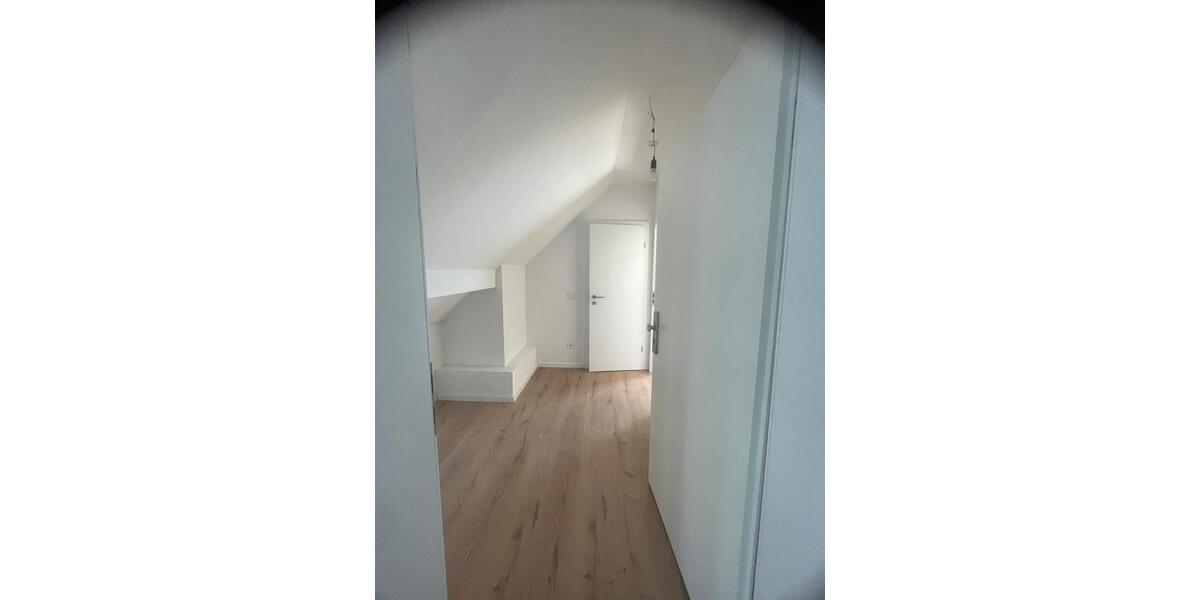 Dachgeschoßwohnung Hagen Hagen-Nord - 2 Zimmer, 69 m&sup2;, 483&euro; | Angebot:24581992
