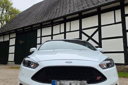 Ford Focus 55.770 km 18.850 &euro; Bergkamen 59192