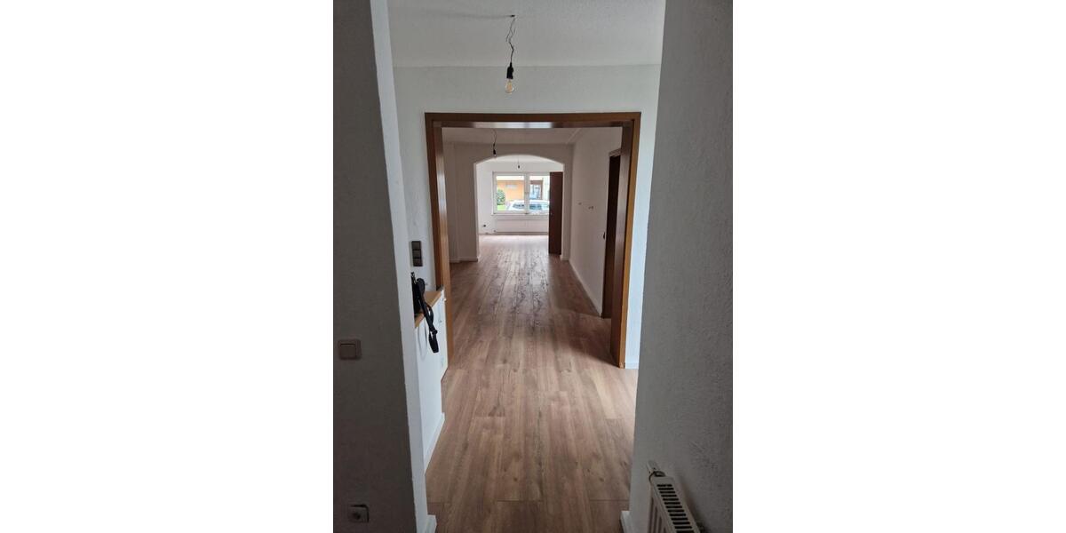 Erdgeschoßwohnung Bönen - 3 Zimmer, 76 m&sup2;, 800&euro; | Angebot:25880058