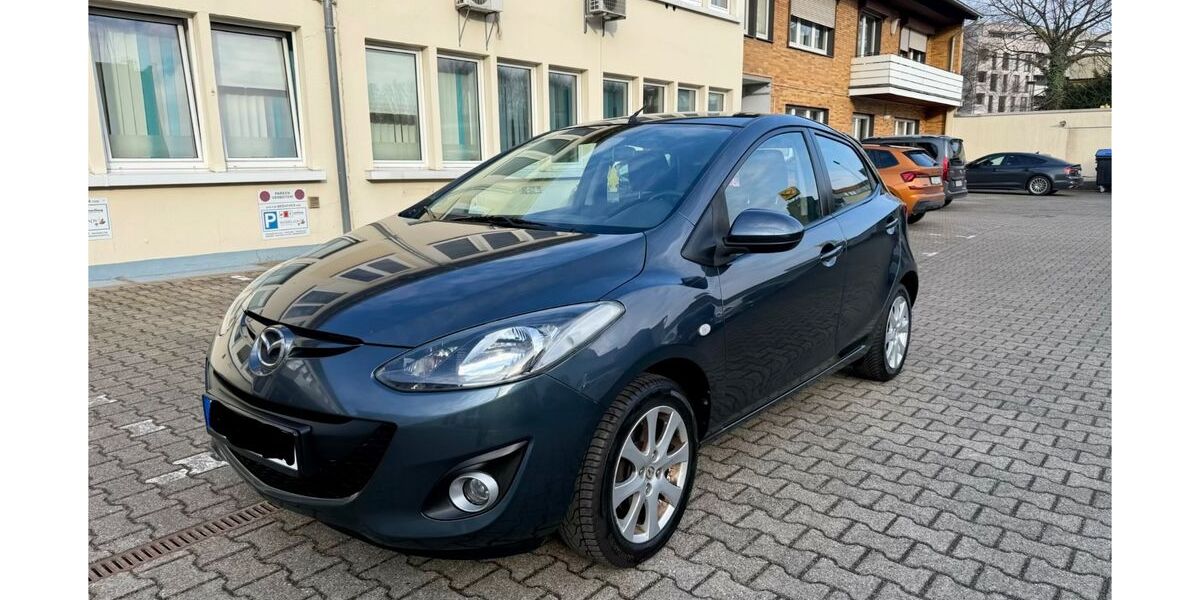 Mazda 2 62.000 km 5.699 &euro; Gelsenkirchen 45879