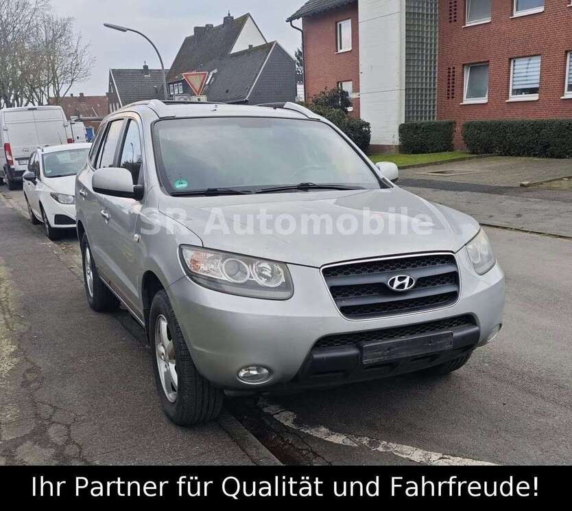 Hyundai SANTA FE 165.000 km 5.990 € Recklinghausen 45661
