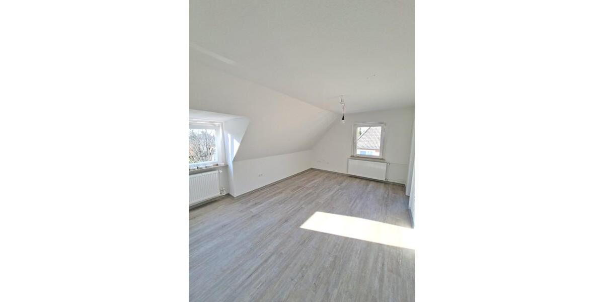 Dachgeschoßwohnung Dortmund Innenstadt West - 3 Zimmer, 38 m&sup2;, 460&euro; | Angebot:25795077