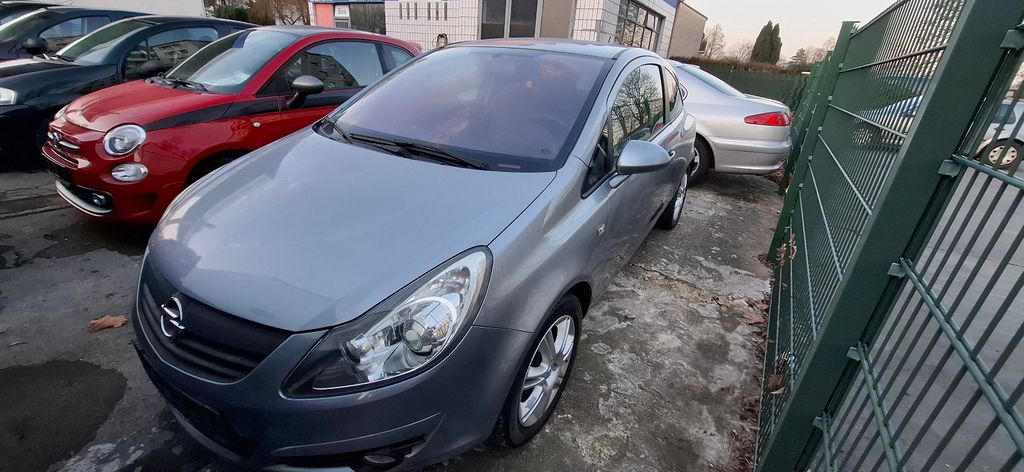 Opel Corsa 184.550 km 1.990 &euro; Dortmund 44339