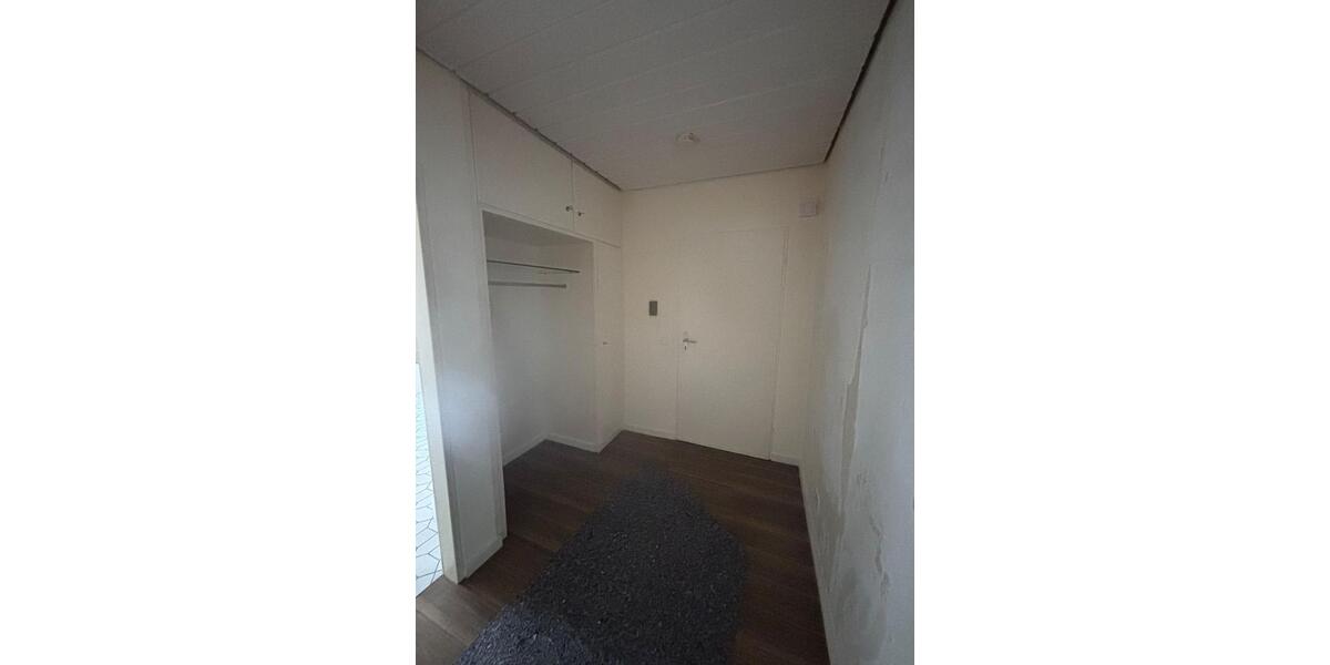 Etagenwohnung Bochum Wiemelhausen - 2 Zimmer, 67 m&sup2;, 730&euro; | Angebot:24751175