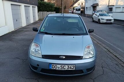 Ford Fiesta 218.696 km 2.000 &euro; Dortmund 44328