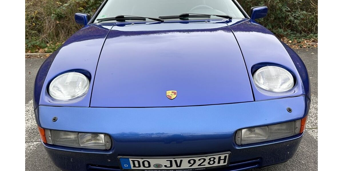 Porsche 928 221.000 km 17.900 € Dortmund 44269